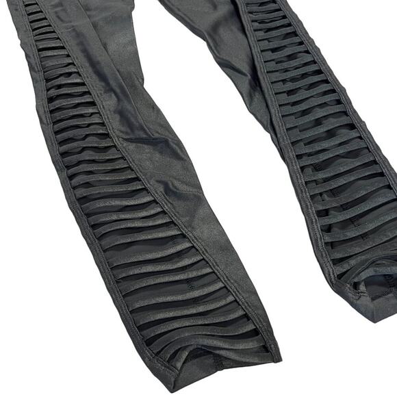 CARBON38 x CHILL BY WILL Shiny Cutout Leggings SIZE XS S Black Open Sides - Picture 3 of 12